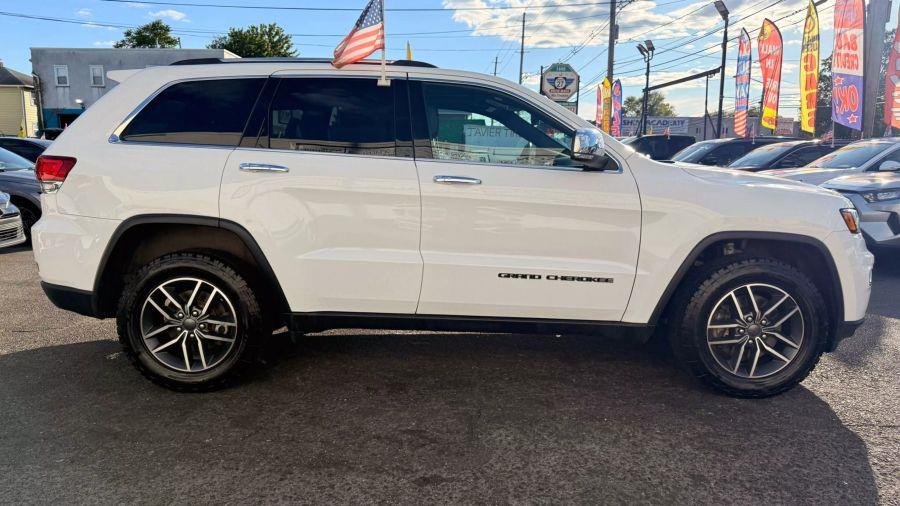 2021 Jeep Grand Cherokee Limited Sport Utility 4D photo