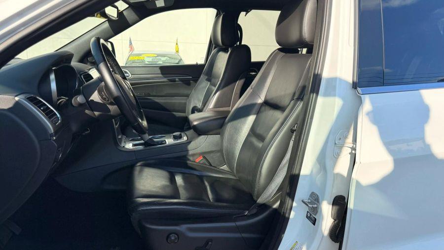 2021 Jeep Grand Cherokee Limited Sport Utility 4D photo