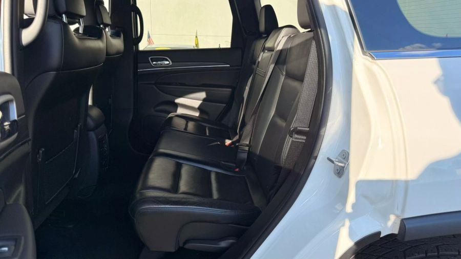 2021 Jeep Grand Cherokee Limited Sport Utility 4D photo