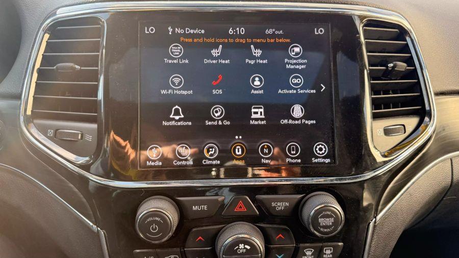 2021 Jeep Grand Cherokee Limited Sport Utility 4D photo