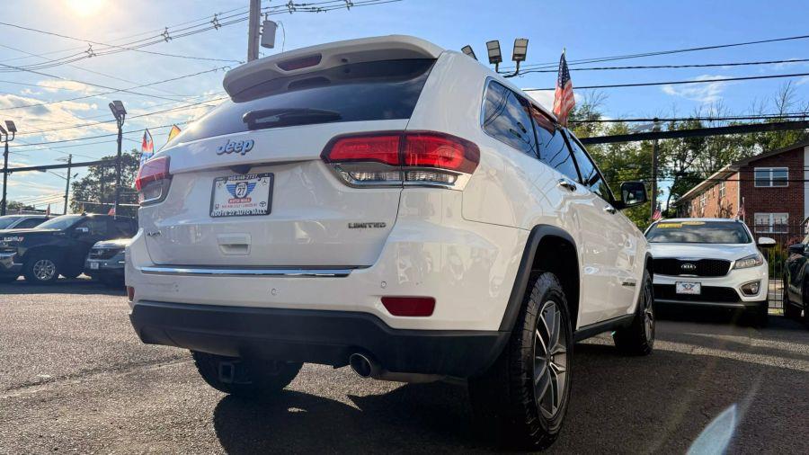 2021 Jeep Grand Cherokee Limited Sport Utility 4D photo