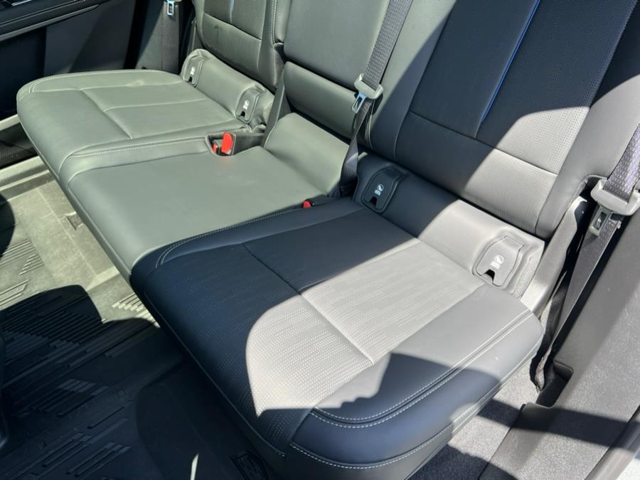 2024 Cadillac LYRIQ Luxury 600 E4 AWD photo