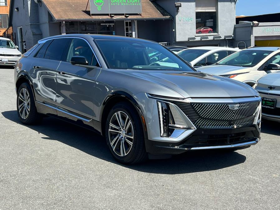 2024 Cadillac LYRIQ Luxury 600 E4 AWD photo