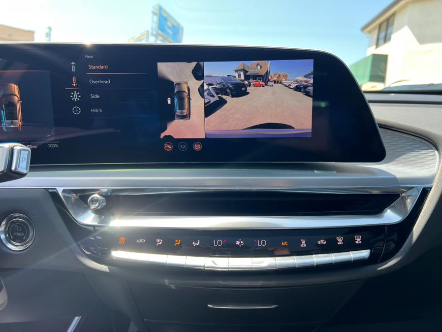 2024 Cadillac LYRIQ Luxury 600 E4 AWD photo