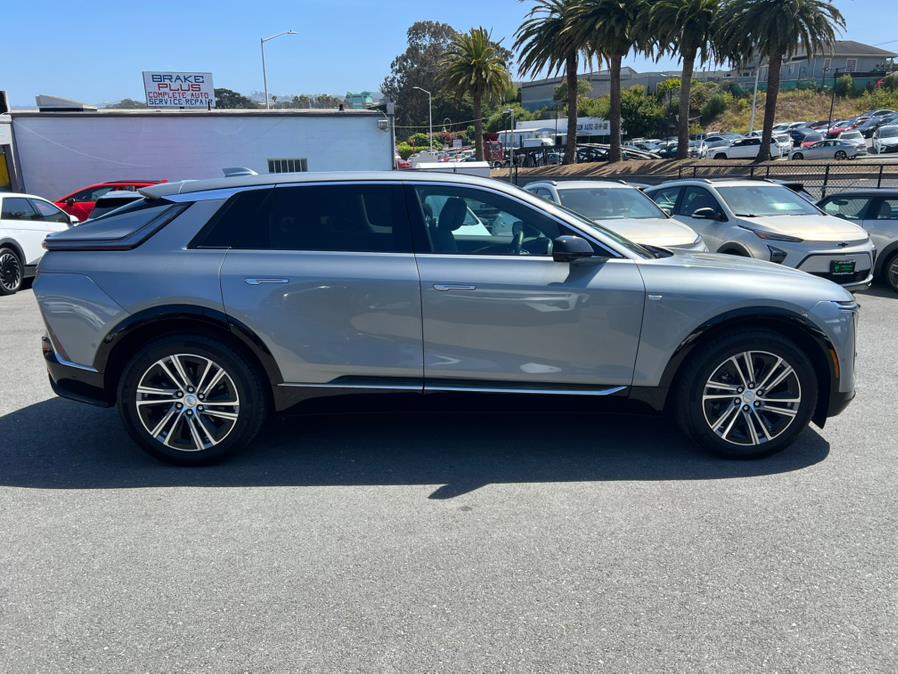 2024 Cadillac LYRIQ Luxury 600 E4 AWD photo