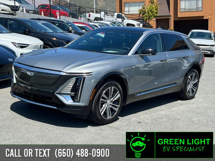 2024 Cadillac LYRIQ Luxury 600 E4 AWD photo