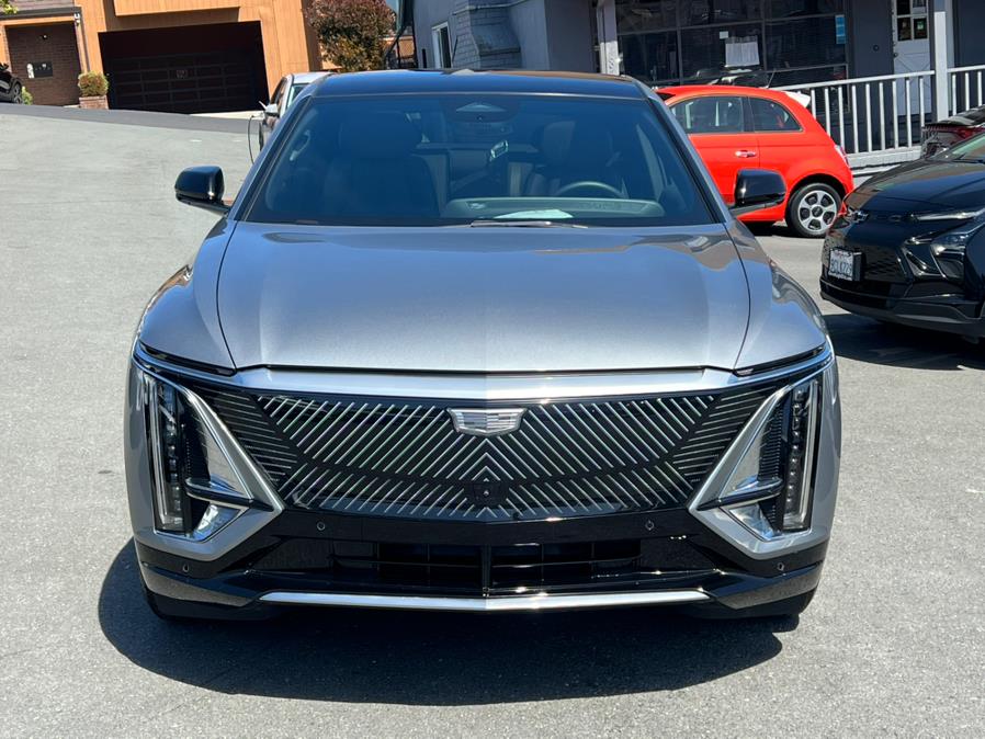 2024 Cadillac LYRIQ Luxury 600 E4 AWD photo