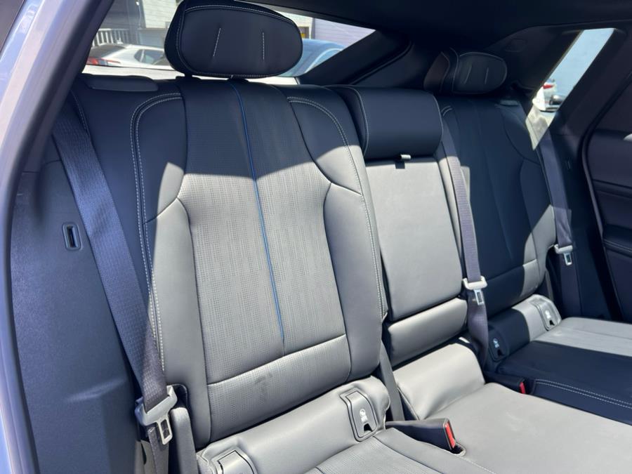 2024 Cadillac LYRIQ Luxury 600 E4 AWD photo