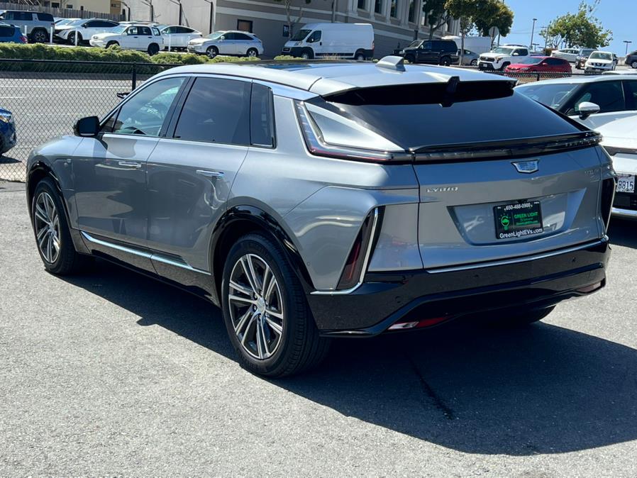 2024 Cadillac LYRIQ Luxury 600 E4 AWD photo
