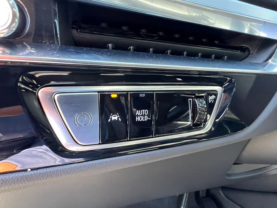 2024 Cadillac LYRIQ Luxury 600 E4 AWD photo
