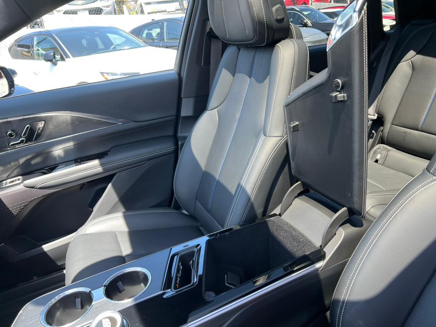 2024 Cadillac LYRIQ Luxury 600 E4 AWD photo