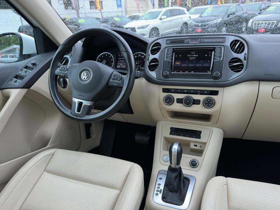 2017 Volkswagen Tiguan 2.0T Wolfsburg Edition 4MOTION photo