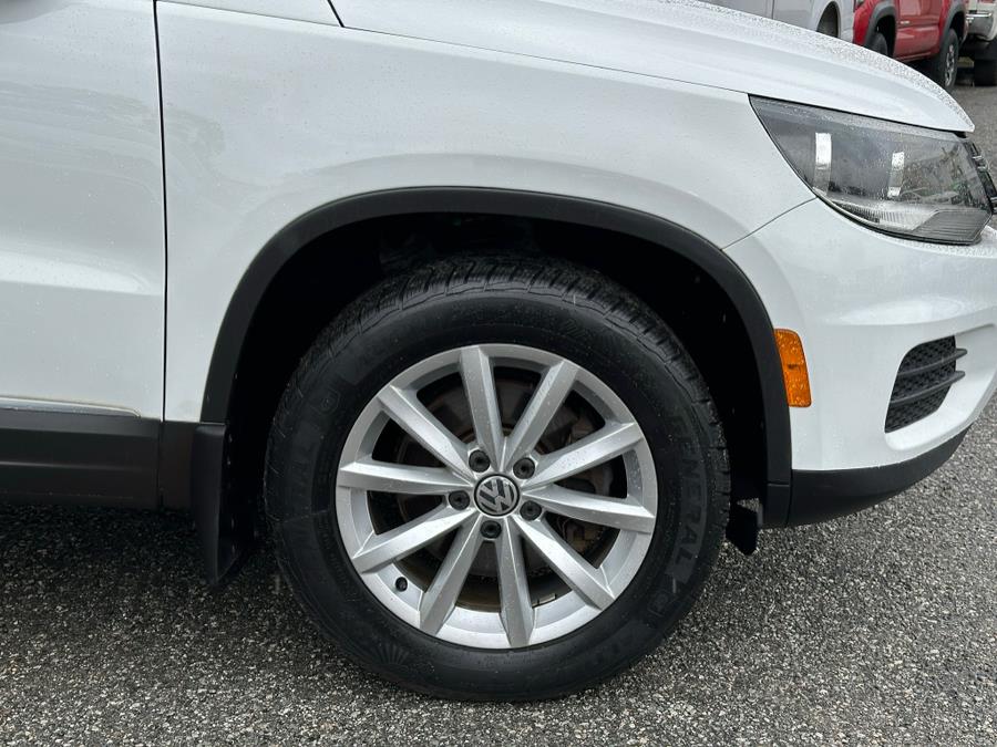 2017 Volkswagen Tiguan 2.0T Wolfsburg Edition 4MOTION photo