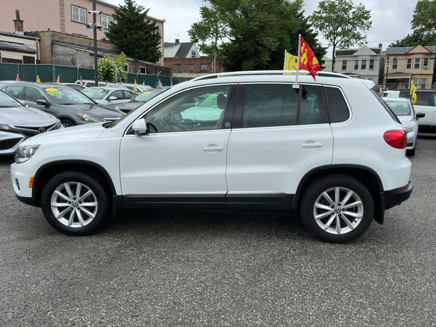 2017 Volkswagen Tiguan 2.0T Wolfsburg Edition 4MOTION photo