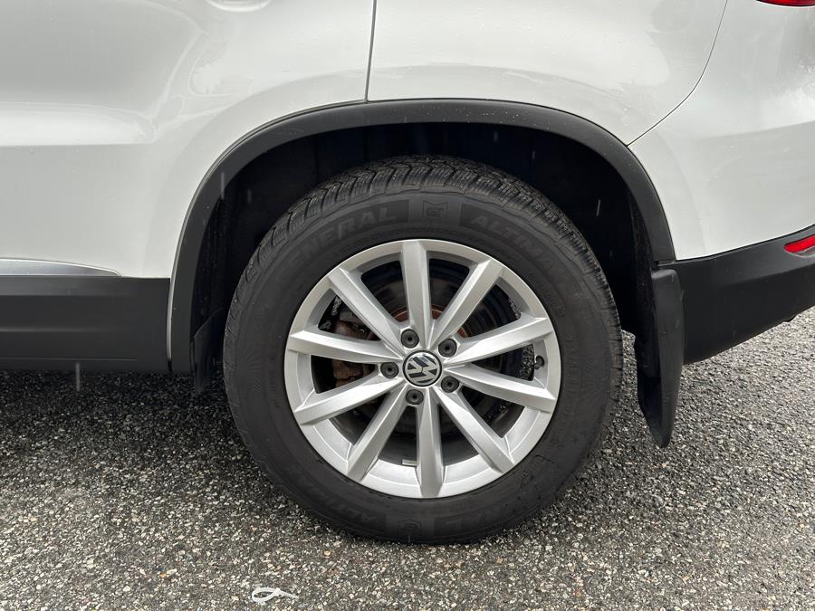 2017 Volkswagen Tiguan 2.0T Wolfsburg Edition 4MOTION photo