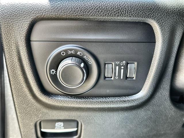2022 Jeep Grand Cherokee Altitude photo
