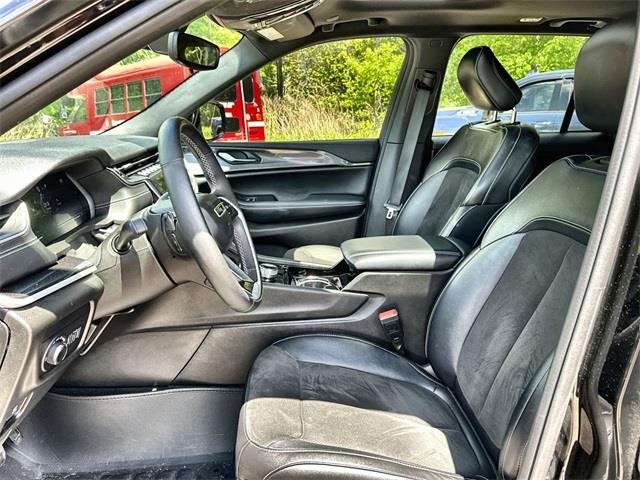 2022 Jeep Grand Cherokee Altitude photo
