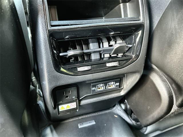2022 Jeep Grand Cherokee Altitude photo