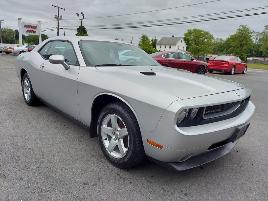 2010 Dodge Challenger SE photo