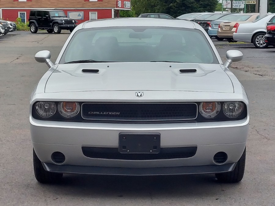 2010 Dodge Challenger SE photo