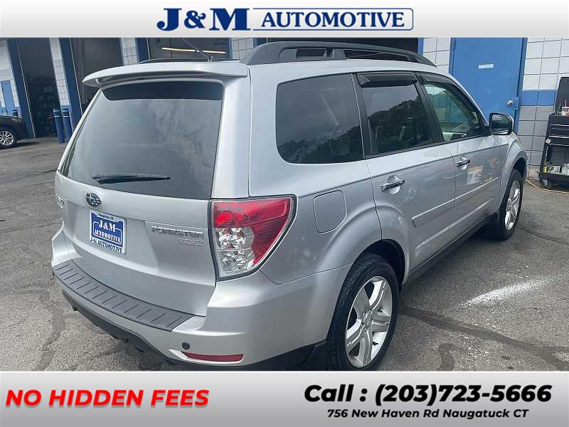 2010 Subaru Forester 2.5X Limited photo