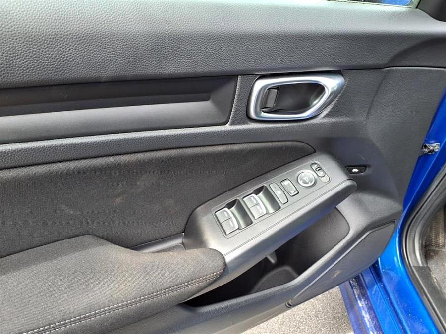 2022 Honda Civic SPORT photo