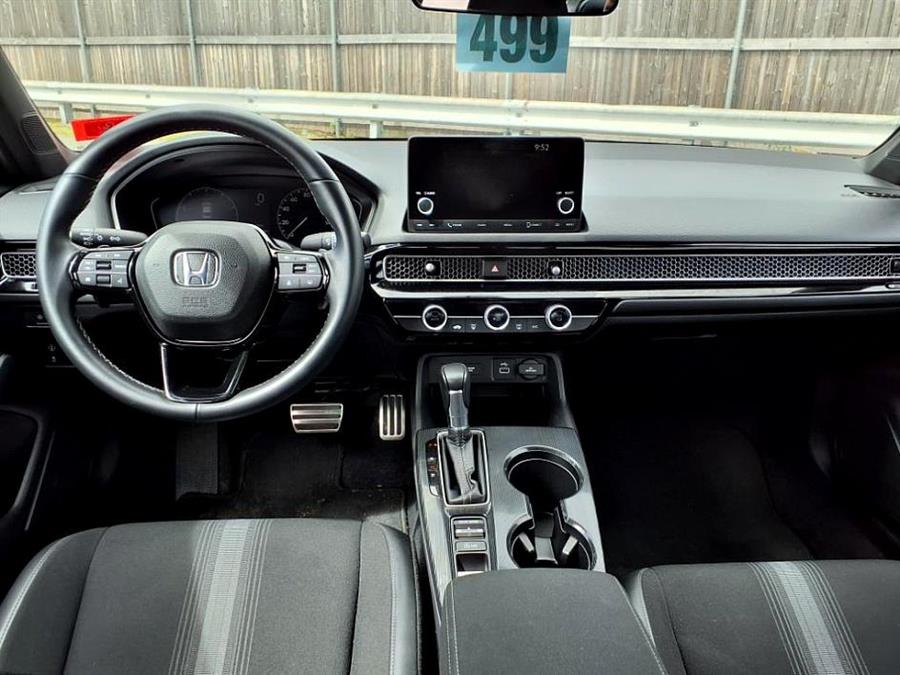 2022 Honda Civic SPORT photo