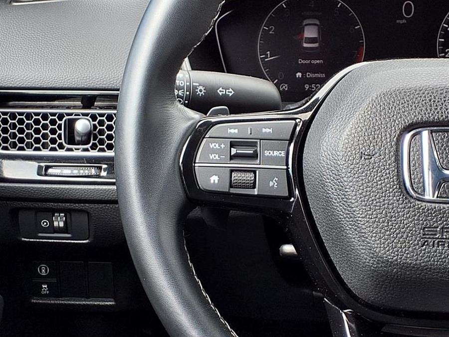 2022 Honda Civic SPORT photo