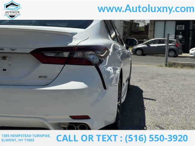 2021 Toyota Camry SE photo