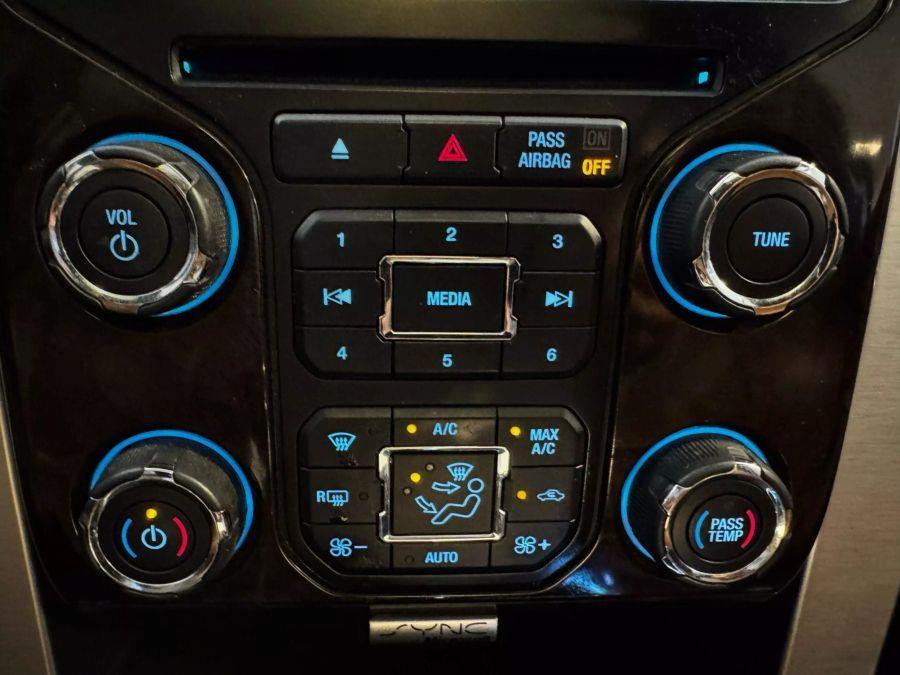2013 Ford F-150 King Ranch photo