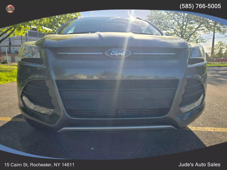 2015 Ford Escape SE Sport Utility 4D photo