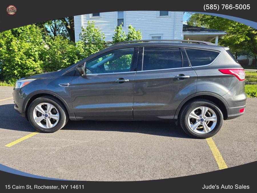 2015 Ford Escape SE Sport Utility 4D photo