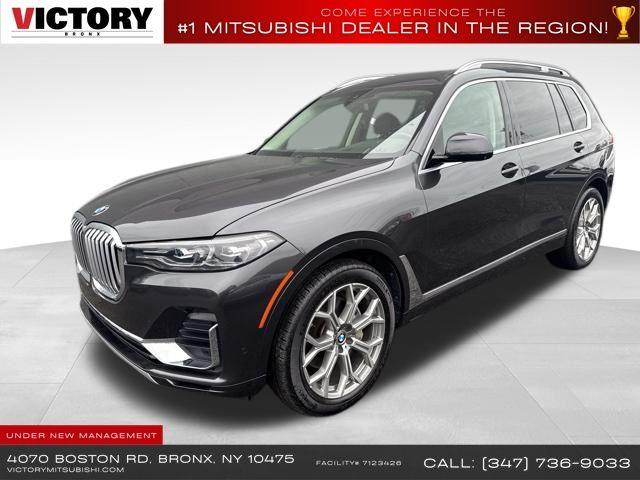 2020 BMW X7 xDrive40i photo
