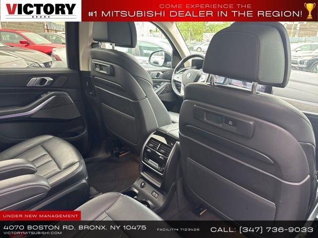 2020 BMW X7 xDrive40i photo