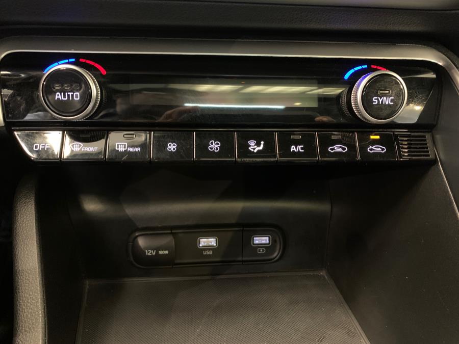 2022 Kia K5 GT-Line Auto FWD photo