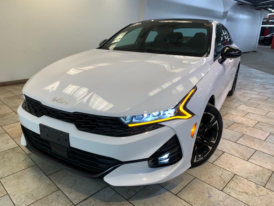 2022 Kia K5 GT-Line Auto FWD photo