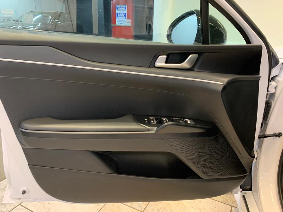 2022 Kia K5 GT-Line Auto FWD photo