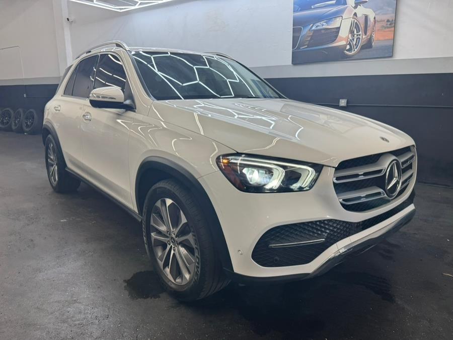 2022 Mercedes-Benz GLE GLE 450 4MATIC SUV photo
