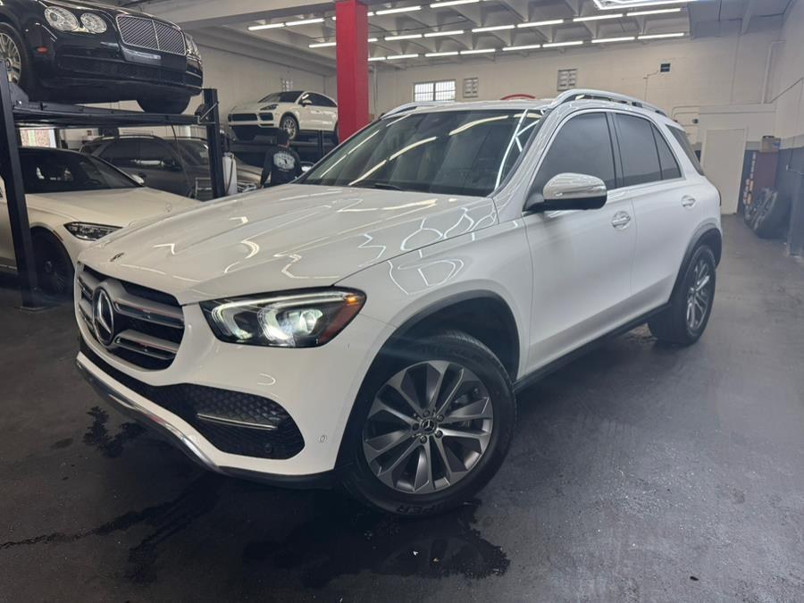 2022 Mercedes-Benz GLE GLE 450 4MATIC SUV photo