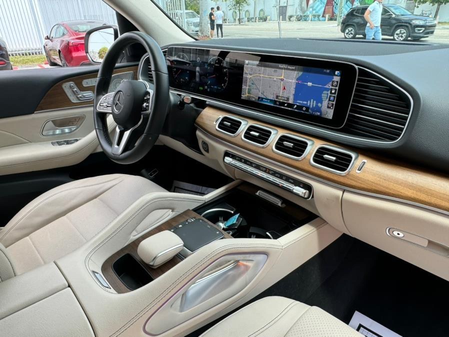 2022 Mercedes-Benz GLE GLE 450 4MATIC SUV photo