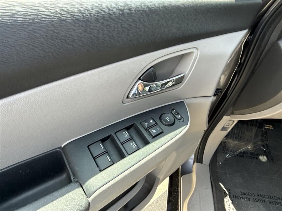 2015 Honda Odyssey EX photo
