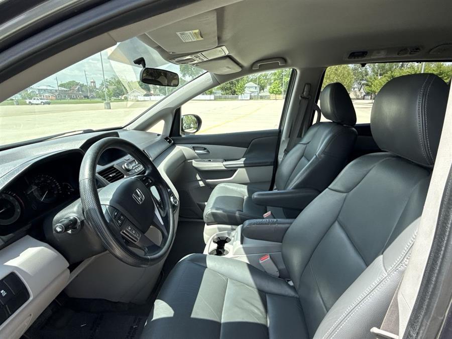 2015 Honda Odyssey EX photo