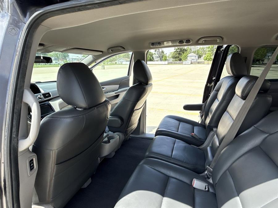 2015 Honda Odyssey EX photo