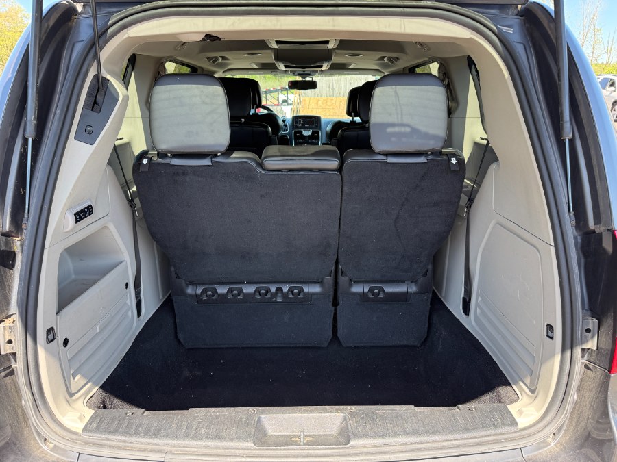 2016 Chrysler Town & Country 4dr Wgn Limited photo