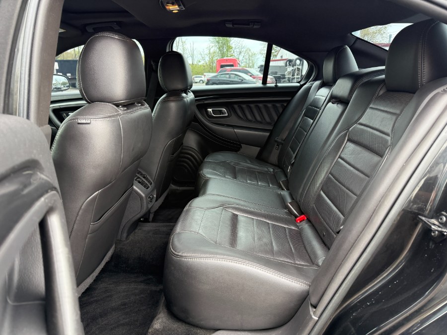 2013 Ford Taurus SHO photo