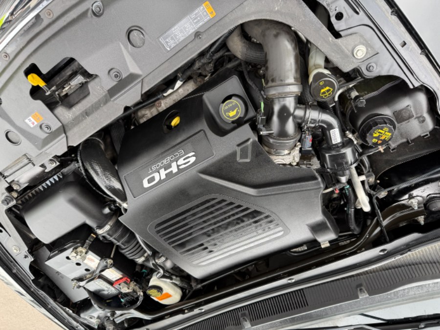 2013 Ford Taurus SHO photo