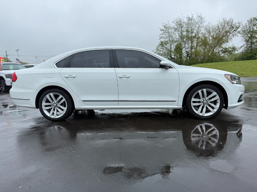 2016 Volkswagen Passat 4dr Sdn 1.8T Auto SEL PZEV photo