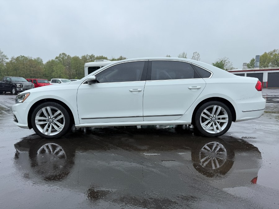 2016 Volkswagen Passat 4dr Sdn 1.8T Auto SEL PZEV photo
