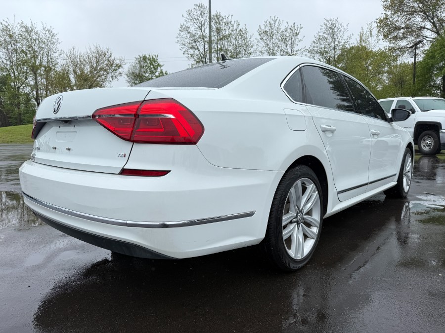2016 Volkswagen Passat 4dr Sdn 1.8T Auto SEL PZEV photo