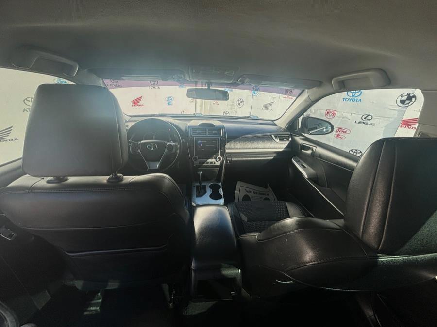 2014 Toyota Camry L photo